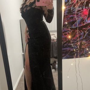 Beautiful black floor length dress one lace sleeve gorgeous detail